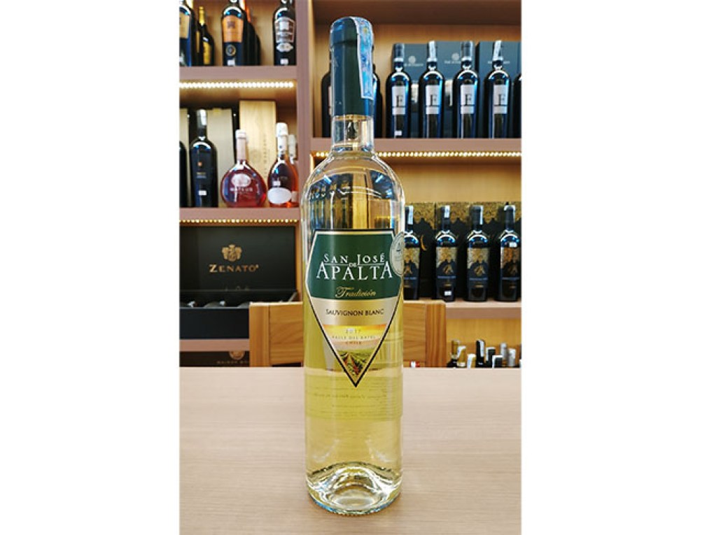 Rượu Vang Trắng Chile Apalta Sauvignon Blanc tại showroom 134 khuất duy tiến